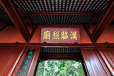 哈哈影视：流媒体时代下，中小影视公司如何以创新突围-1